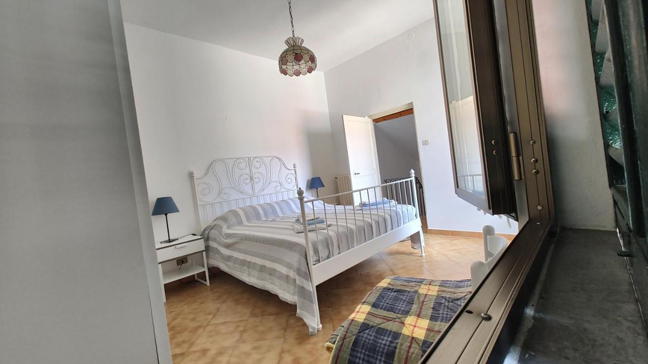 Countryhouse Traversa Du Furnu 임페리아 외부 사진