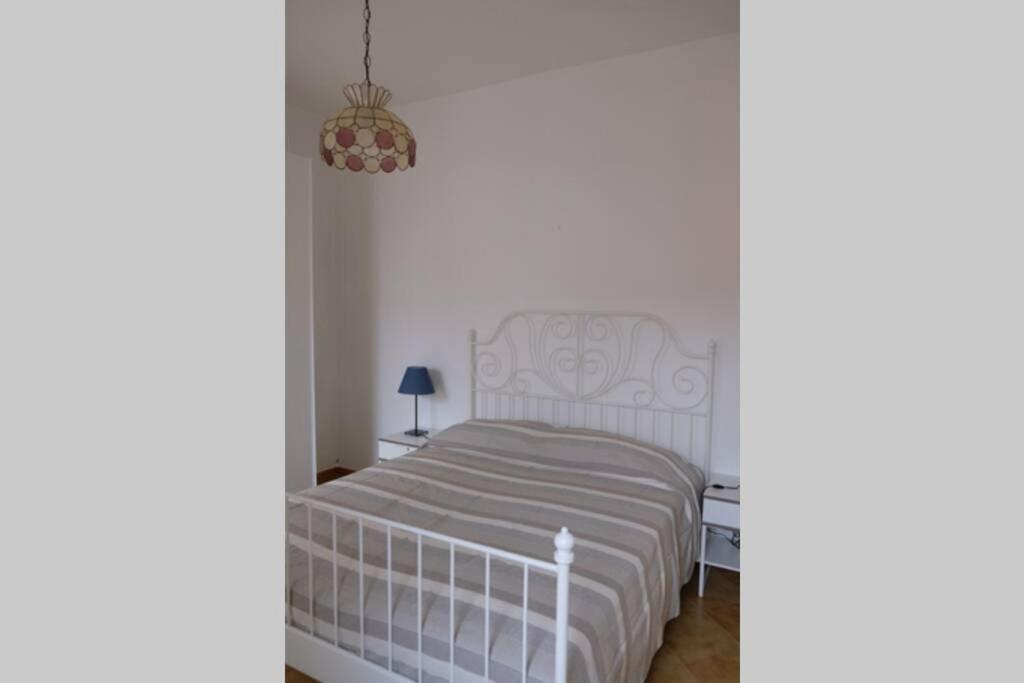 Countryhouse Traversa Du Furnu 임페리아 외부 사진